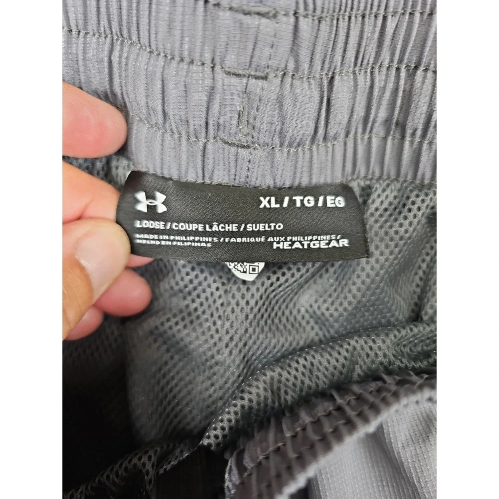 Under Armour Windbreaker Track Pants Men XL Gray Loose 32" Woven Vital Warmup - Picture 6 of 9